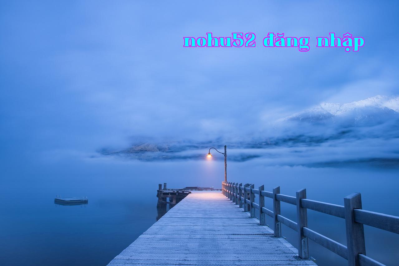 Những người trẻ chờ rời đi dưới cầu vượt ga Hồng Kiều - nohu52 đăng nhập